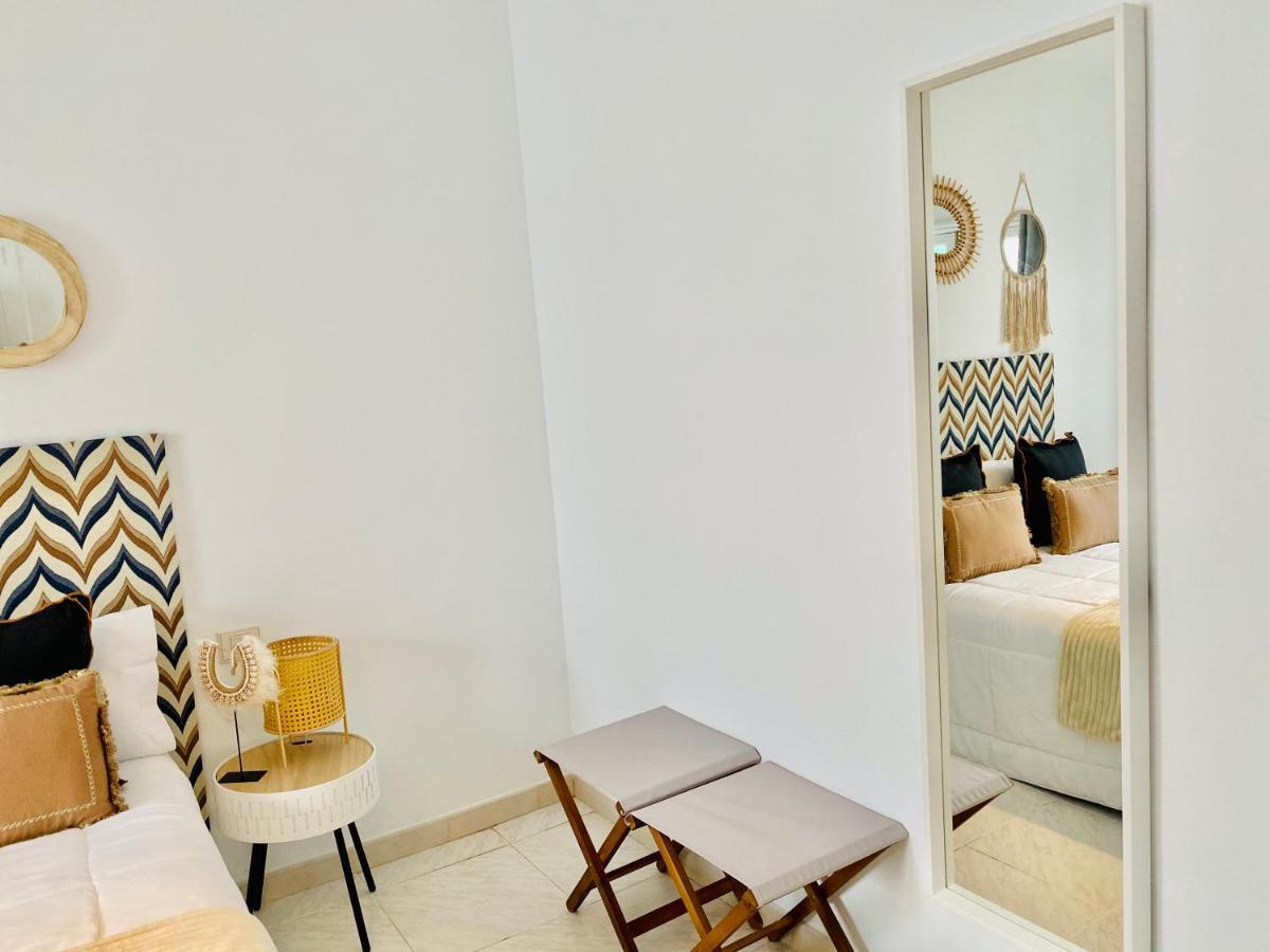 Famara Surfer Apartment Bagian luar foto