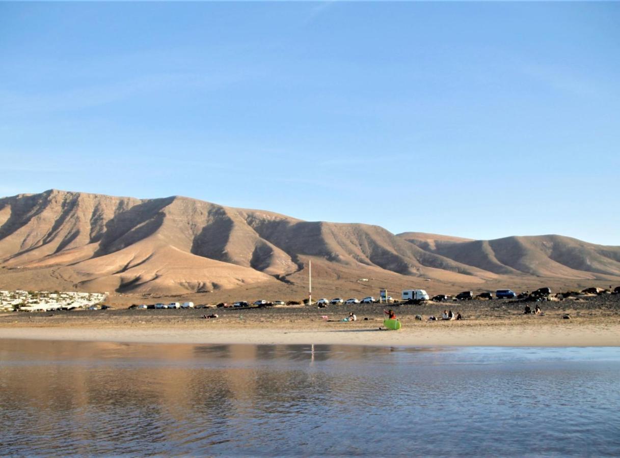 Famara Surfer Apartment Bagian luar foto